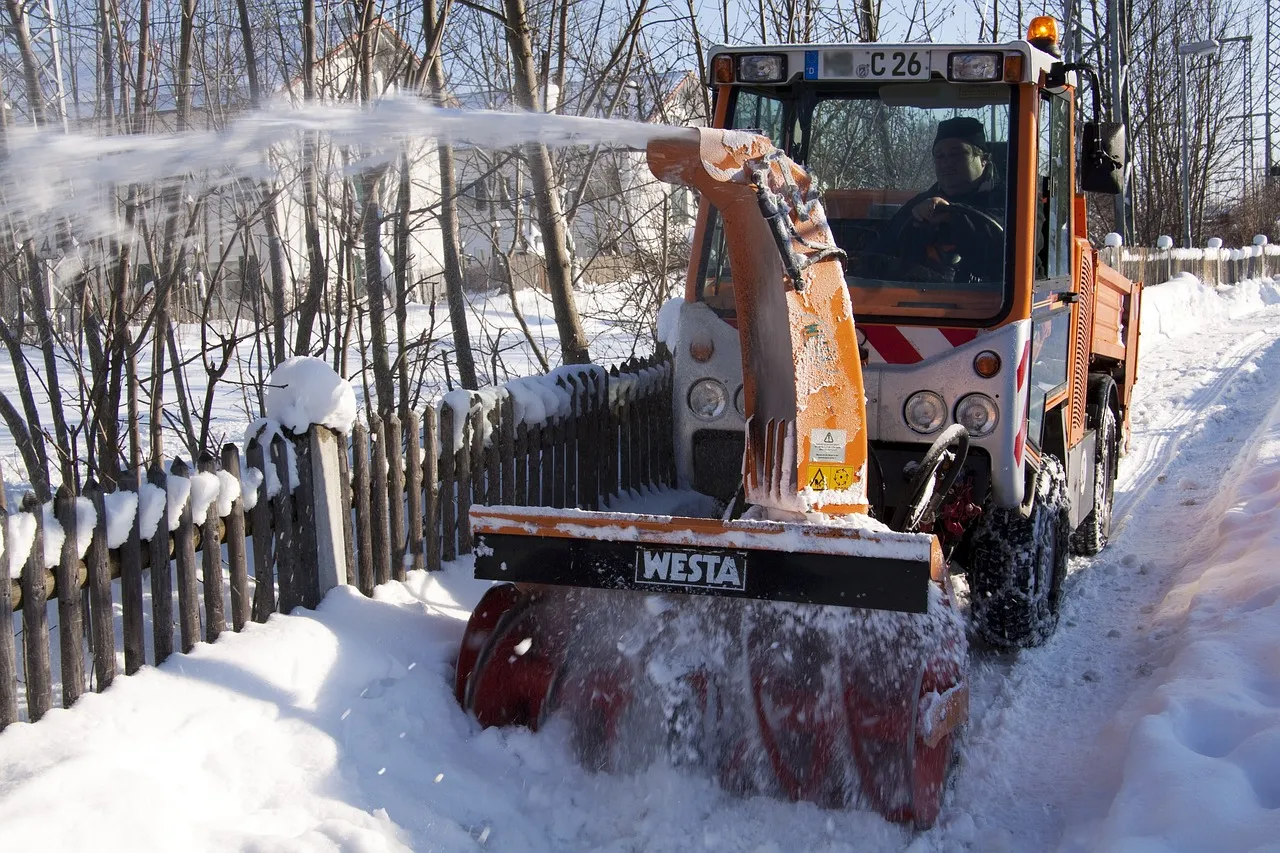 2025年最新】大型除雪機の価格徹底比較！人気メーカーのおすすめ 